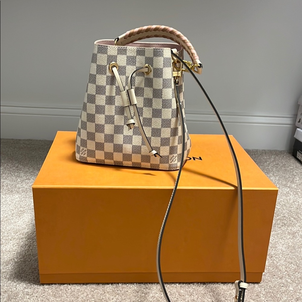 Louis Vuitton Checkered Bucket Bag - Cream and Tan